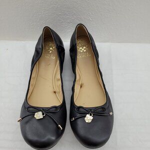 Vince Camuto Shoes Womens 11 Black Flats Slip On with Charm & Bow Rubber soles